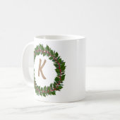Elegant Floral Wreath Monogram Initial Christmas Kaffeetasse (Vorderseite Links)