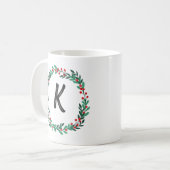 Elegant Floral Wreath Monogram Initial Christmas Kaffeetasse (Vorderseite Links)