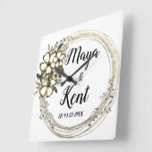 Elegant Floral Wreath Wedding Quadratische Wanduhr (Winkel)