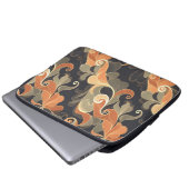 Elegant Flowing Florals in Warm Gold & Peach Laptopschutzhülle (Vorne Knopf)