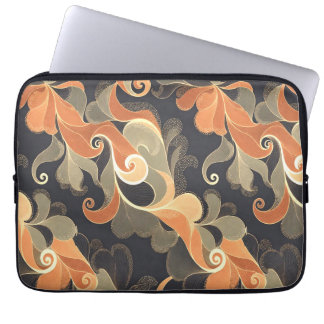 Elegant Flowing Florals in Warm Gold & Peach Laptopschutzhülle