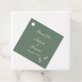 Elegant Formal Sage Olive Green Script Wedding Geschenkanhänger (Beispiel)