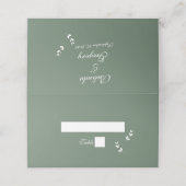 Elegant Formal Sage Olive Green Script Wedding Platzkarte (Außenseite Aufgefaltet)