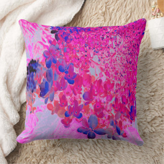 Elegant Fuchsia and Dark Blue Limelight Hydrangea Kissen
