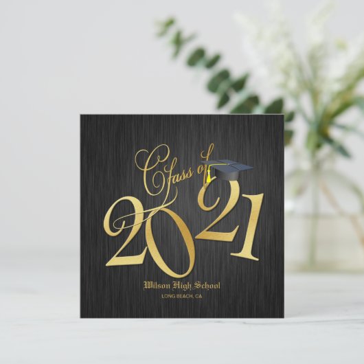 Elegant Funky Gold Class of 2021 Graduation Einladung (Stehend Vorderseite)