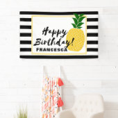Elegant Gelbe Ananas Happy Birthday Banner (Insitu)