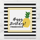Elegant Gelbe Ananas Happy Birthday Weinetikett (Einzelnes Label)
