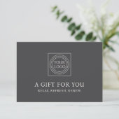 Elegant Gift Certificate Business Logo Off-white (Stehend Vorderseite)