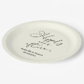 Elegant glücklich je nach Hochzeit der Elfenbeinro Pappteller (Schrägansicht)