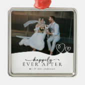 Elegant glücklich je nach Script Foto Hochzeit Ornament Aus Metall (Vorne)