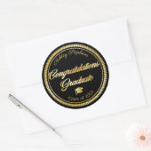 Elegant Gold | Black Grad Cap Class of 2023 Runder Aufkleber (Umschlag)