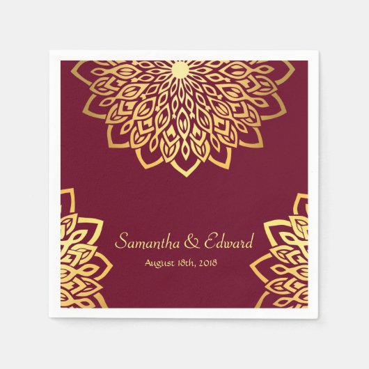 Elegant Gold Burgundy Wedding Serviette (Vorderseite)