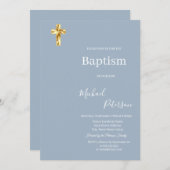 Elegant Gold Cross Minimalistische Taufe Dusty Blu Einladung (Vorne/Hinten)
