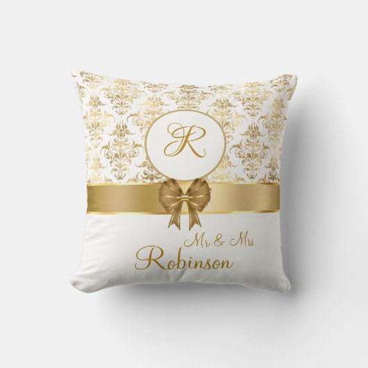 Elegant Gold Damask Monogram Wedding Gift Kissen (Vorderseite)