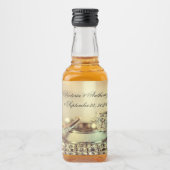 Elegant Gold Date Name Script Hochzeit Alkoholflaschenetikett (Vorderseite)