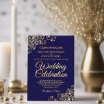 Elegant Gold Floral Frills Dark Navy Blue Wedding Folieneinladung<br><div class="desc">Diese elegante Einladung zum Hochzeitsfeiern beinhaltet echten Foliendruck auf marineblau gefärbtem Hintergrund. Das wunderschöne Design hat extravagante Schriftzeichen mit verzierten Blumenbögen und Wirbel in den Ecken. Stilvoll, elegant, raffiniert und elegant, ist diese Einladung extravagant und glänzend. Eine wunderschöne und elegante Art, Freunde und Familie zu einem unvergesslichen Erlebnis zu einladen....</div>