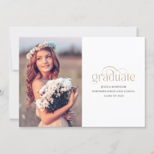 Elegant Gold Graduate Typografy 2025 Abschluss Einladung
