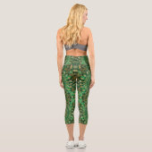 Elegant Gold Green Mandala Floral Capri Leggings (Rückseite)