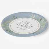 Elegant Gold Greenery Dusty Blue Couples Dusche Pappteller (Schrägansicht)