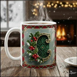 Elegant Gold Holly Christmas Initial Letter C Kaffeetasse
