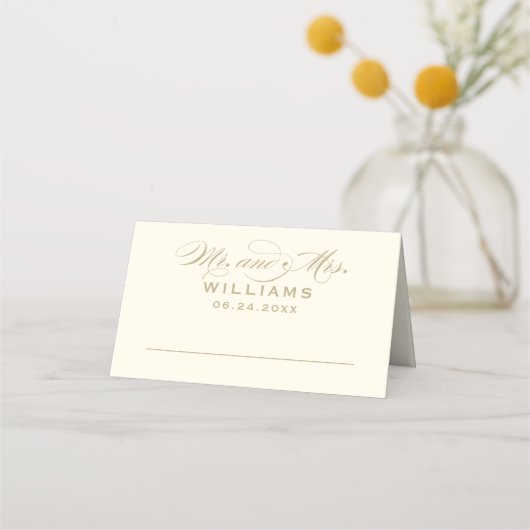 Elegant Gold Ivory Calligraphy Wedding Monogram Platzkarte (Vorderseite)
