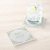 Elegant Gold Leaf Script Name Wedding Glasuntersetzer (Schrägansicht)