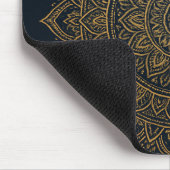 Elegant Gold Mandala auf Navy Mousepad (Ecke)