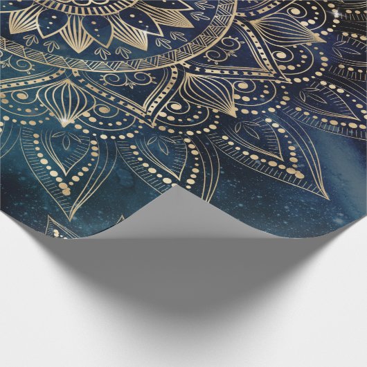 Elegant Gold Mandala Blue Galaxy Geschenkpapier (Ecke)