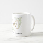Elegant Gold Monogram Eukalyptus Greenery Kaffeetasse (VorderseiteRechts)