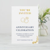 Elegant Gold & Navy Wedding Anniversary Invitation Einladung (Stehend Vorderseite)