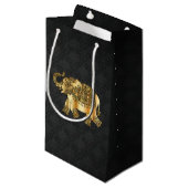 Elegant Gold Paisley Floral Elephant, Black Damask Kleine Geschenktüte (Vorderseite Schrägansicht)