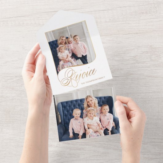 Elegant Gold Rejoice Calligraphy Script Foto All In One Einladung (Abreißen)