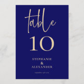 Elegant Gold Script Navy Name Date Tischnummer (Vorderseite)