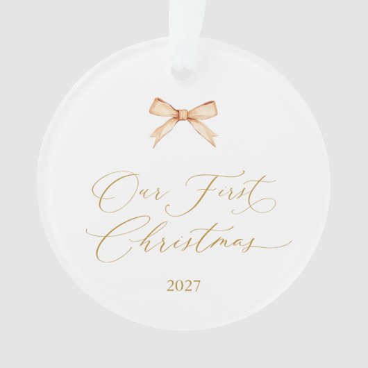 Elegant Gold Script “Our First Christmas”  Ornament (Vorderseite)