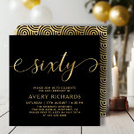 Elegant Gold Sechziges Script Black 60. Geburtstag Einladung<br><div class="desc">Eleganter Chic Black und Gold 60 Script 60. Geburtstag Einladung. Diese moderne Geburtstagsfeier-Einladungsvorlage enthält stilvolle "sechzig" Texte in riesigen Imitate, Goldfolie Wirbel handgeschriebene Kalligrafien (oder Typografie) mit Swash-Schwänzen, Party-Details in Goldfarbe auf schwarzem Hintergrund. Auf der Rückseite der Imitate goldene Folie wirbelndes Wellenkreismuster auf schwarzem Hintergrund. Diese Einladung eignet sich perfekt,...</div>
