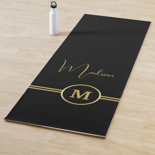 Elegant Gold Signature Monogram on Black Yogamatte (Beispiel)