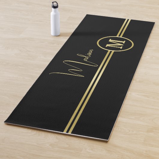 Elegant Gold Signature Monogram on Black Yogamatte (Beispiel)