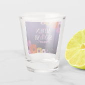 Elegant Golden Daisies mit Lila Glitzer Hochzeit Schnapsglas (Rückseite)