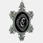 Elegant Goth Initial C Snowflake Schneeflocken Zinn-Ornament (Links)