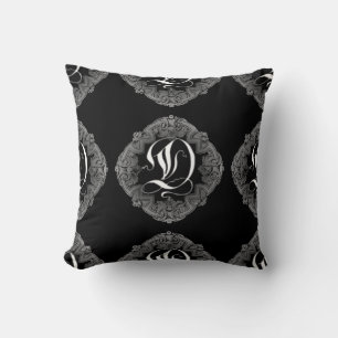 Elegant Goth Initial D Throw Kissen