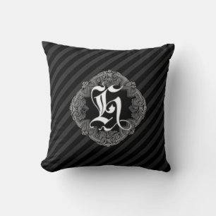 Elegant Goth Initial H Throw Kissen