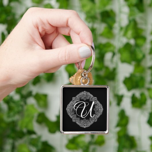 Elegant Goth Initial Schlüsselanhänger (Hand)