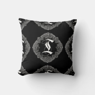 Elegant Goth Initial T Kissen