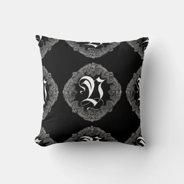 Elegant Goth Initial V Kissen (Vorderseite)
