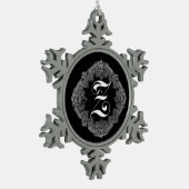 Elegant Goth Initial Z Snowflake Schneeflocken Zinn-Ornament (Links)