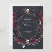 Elegant Gothic Gray Red Feather Wreath Wedding Einladung (Vorderseite)