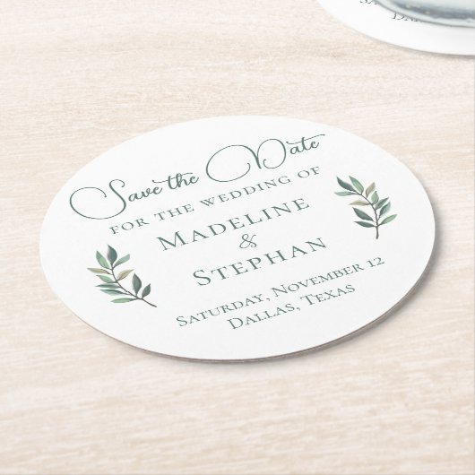 Elegant Green Eucalyptus Leaf Modern Save the Date Runder Pappuntersetzer (Angewinkelt)