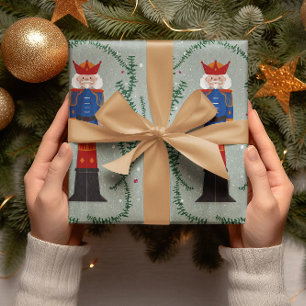 Elegant Green Festive Merry Christmas Nutcracker Geschenkpapier
