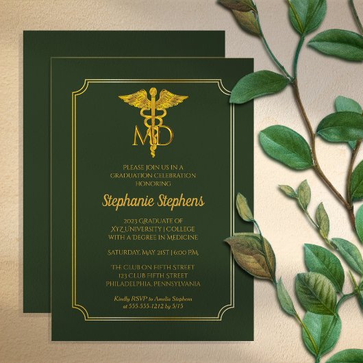 Elegant Green | Gold MD Physician Graduation Party Einladung