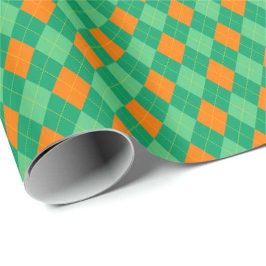 Elegant Green & Orange Raute St Patrick's Day Geschenkpapier (Rolleneckpunkt)
